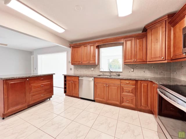 3318 NW 68TH Court, Fort Lauderdale FL 33309 - Fort Lauderdale, FL - Photo 6