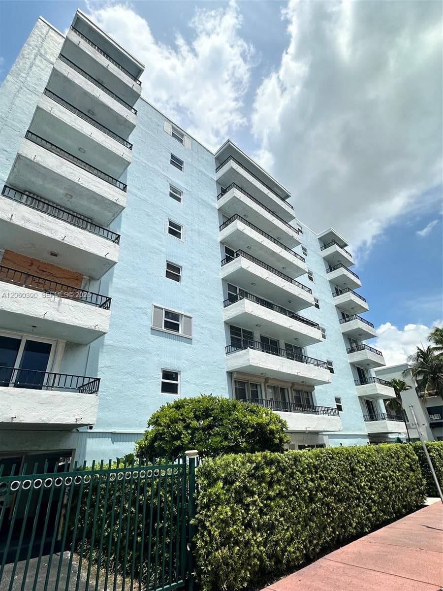 720 Collins Ave # 309, Miami Beach FL 33139 - Miami Beach, FL - Photo 1