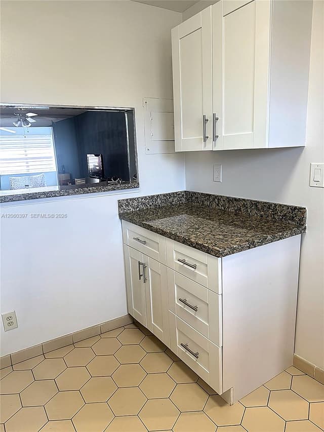 9580 Sunrise Lakes Blvd # 304, Sunrise FL 33322 - Sunrise, FL - Photo 3