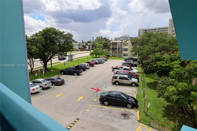 1501 NE Miami Gardens Dr # 351, Miami FL 33179 - Miami, FL - Photo 2
