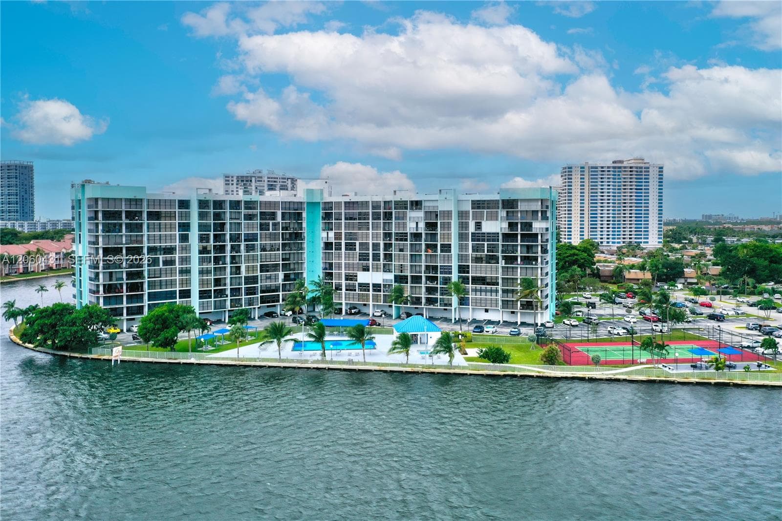 200 Leslie Dr # 329, Hallandale Beach FL 33009 - Hallandale Beach, FL - Photo 1