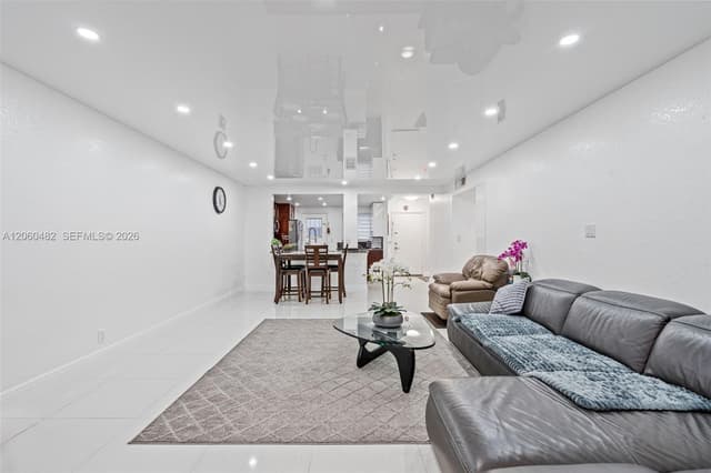 301 NE 14th Ave # 207, Hallandale Beach FL 33009 - Hallandale Beach, FL - Photo 6