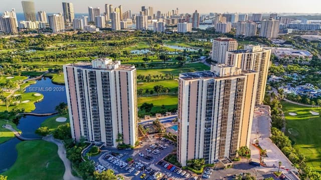 20335 W Country Club Dr # 1702, Aventura FL 33180 - Aventura, FL - Photo 2
