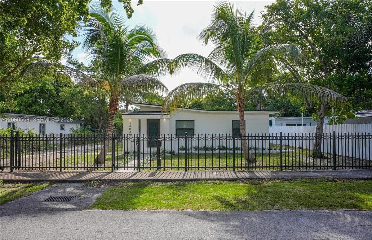 14035 NW 6th Ave, North Miami FL 33168 - North Miami, FL - Photo 1