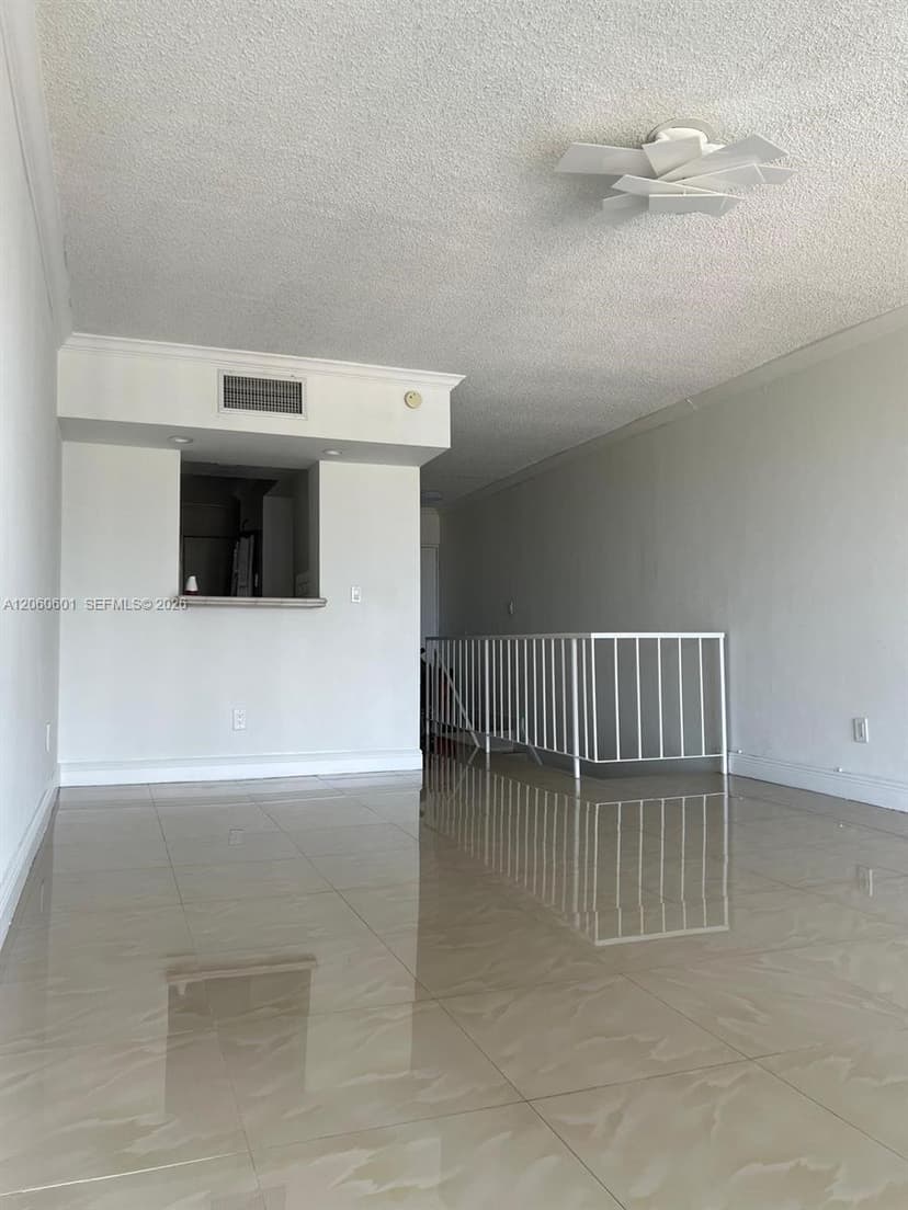 9210 Fontainebleau Blvd # 506, Miami FL 33172