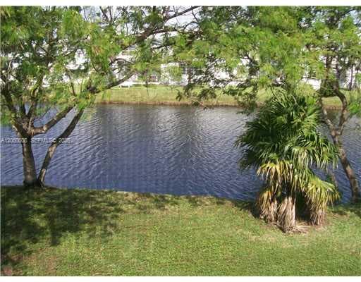 165 NE 203rd Ter # 26, Miami Gardens FL 33179 - Miami Gardens, FL - Photo 3