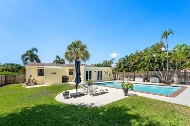 141 Date Palm Drive, Lake Park FL 33403 - Lake Park, FL - Photo 5