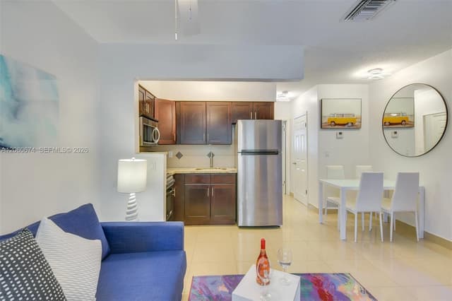 412 NE 4th Ave, Hallandale Beach FL 33009 - Hallandale Beach, FL - Photo 3