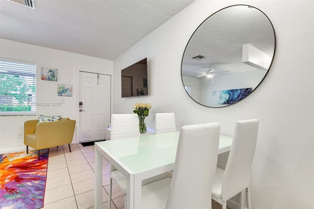 412 NE 4th Ave, Hallandale Beach FL 33009 - Hallandale Beach, FL - Photo 4
