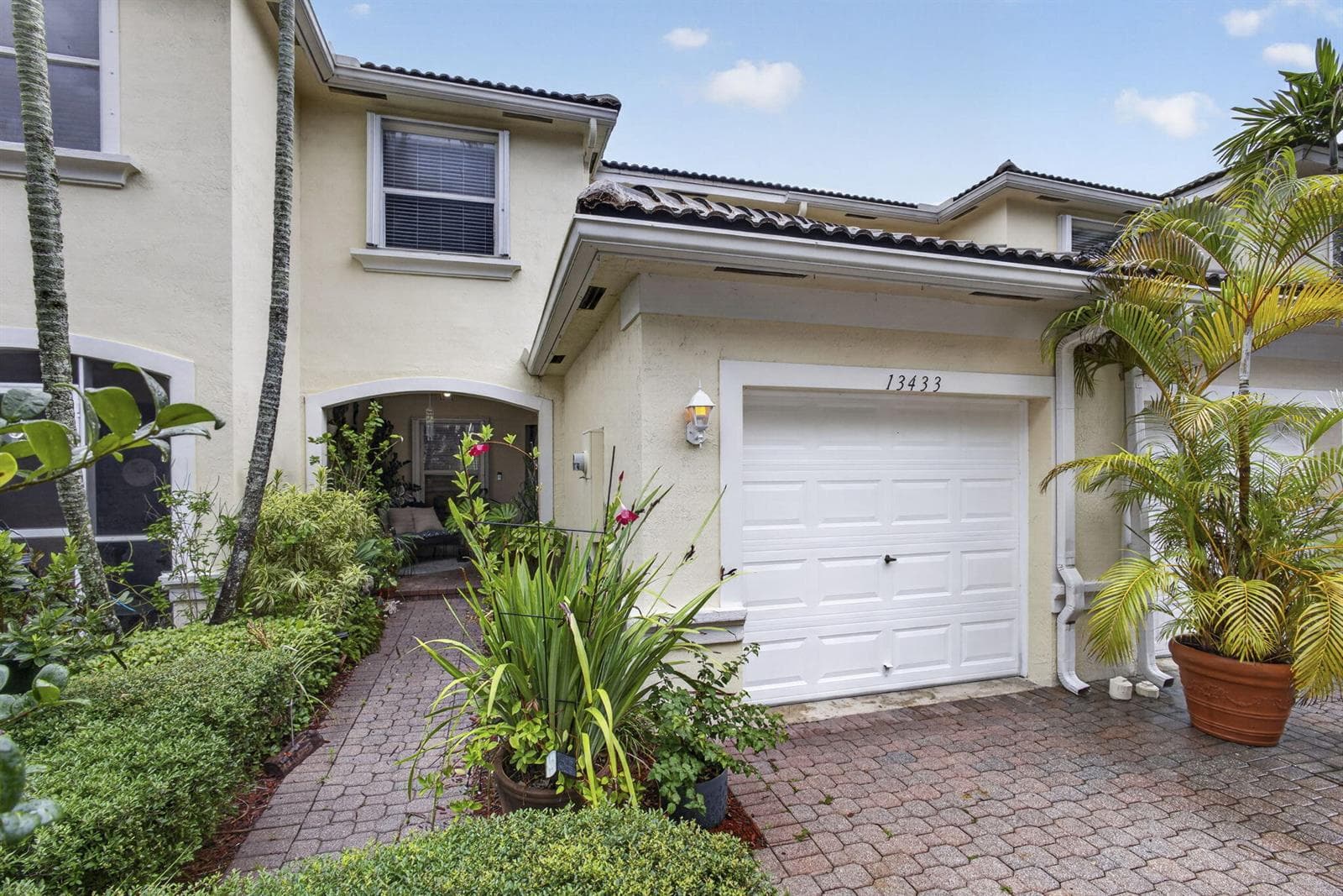 13433 Georgian Court, Wellington FL 33414