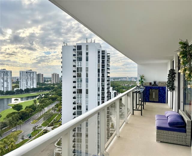3701 N Country Club Dr # 2205, Aventura FL 33180 - Aventura, FL - Photo 7
