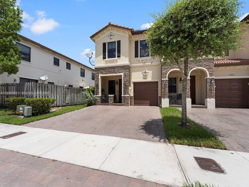 8781 NW 98th Ct # 8781, Doral FL 33178