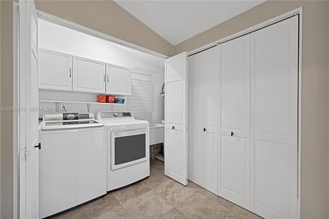 818 NE 3rd St, Hallandale Beach FL 33009 - Hallandale Beach, FL - Photo 6