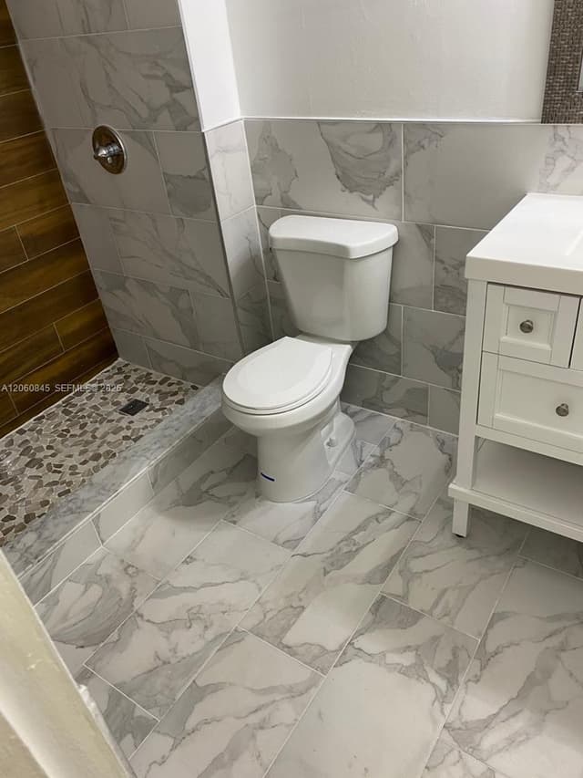 4450 NW 79th Ave # 1C, Doral FL 33166 - Doral, FL - Photo 5