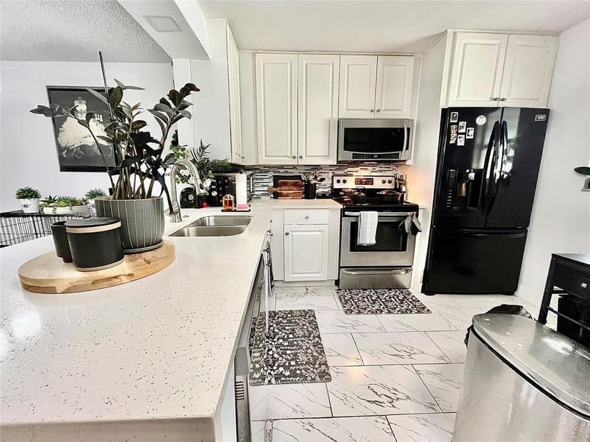 8301 Sands Point Boulevard # 306s, Tamarac FL 33321