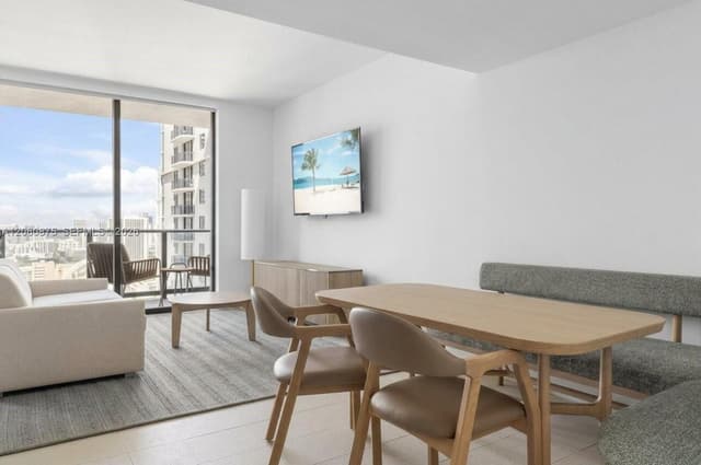 159 NE 6th St # 3413, Miami FL 33132 - Miami, FL - Photo 5