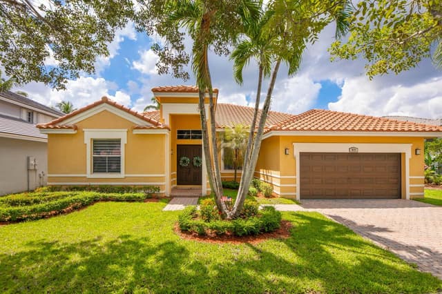 1635 Blue Jay Circle, Weston FL 33327 - Weston, FL - Photo 3