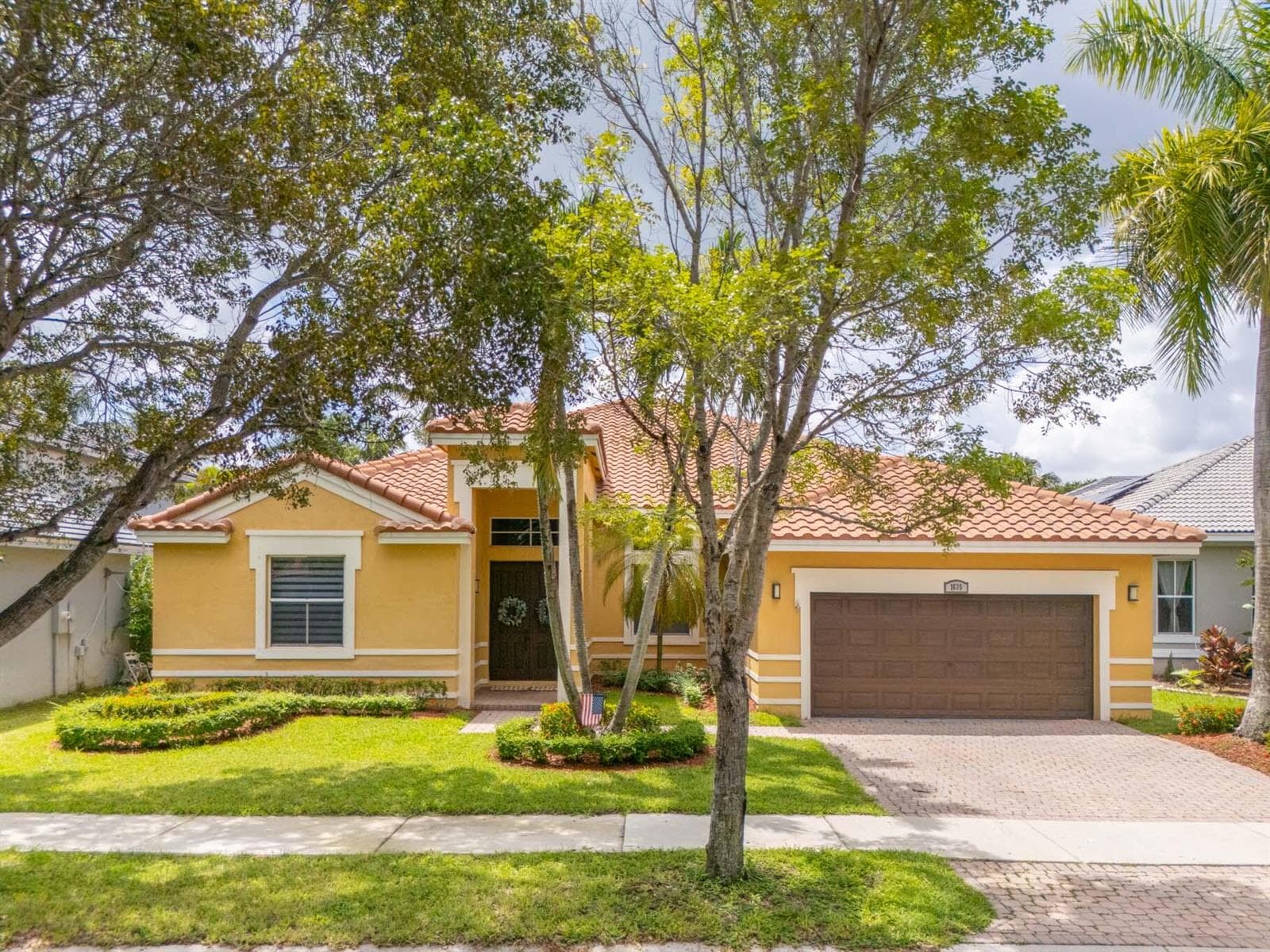 1635 Blue Jay Circle, Weston FL 33327 - Weston, FL - Photo 1