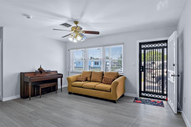 3110 NW 211TH Street, Miami Gardens FL 33056 - Miami Gardens, FL - Photo 4