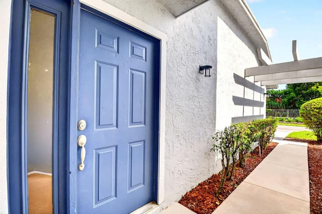 1633 Woodbridge Lakes Circle # 1633, West Palm Beach FL 33406 - West Palm Beach, FL - Photo 6