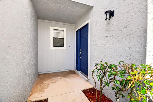 1633 Woodbridge Lakes Circle # 1633, West Palm Beach FL 33406 - West Palm Beach, FL - Photo 5