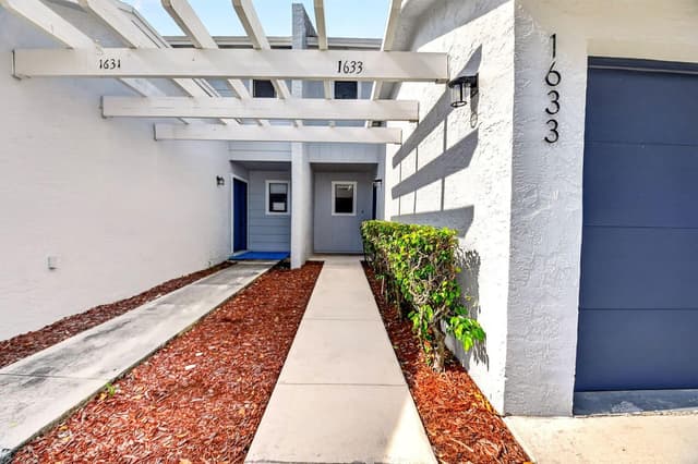 1633 Woodbridge Lakes Circle # 1633, West Palm Beach FL 33406 - West Palm Beach, FL - Photo 4