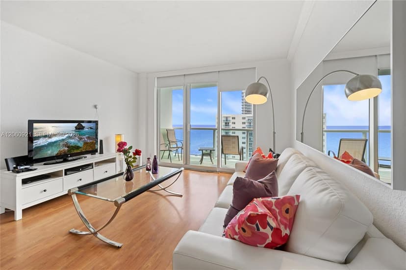 3801 S Ocean Dr # 15K, Hollywood FL 33019