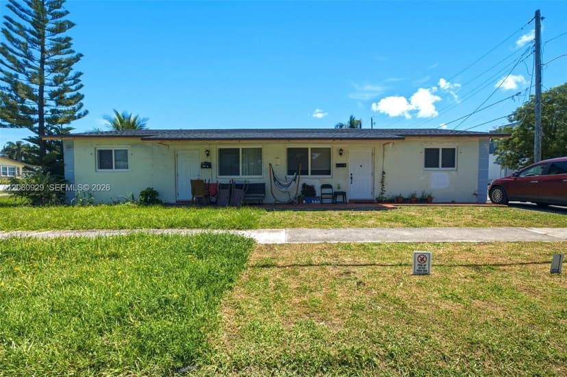 137 NE 1st Ct, Dania Beach FL 33004