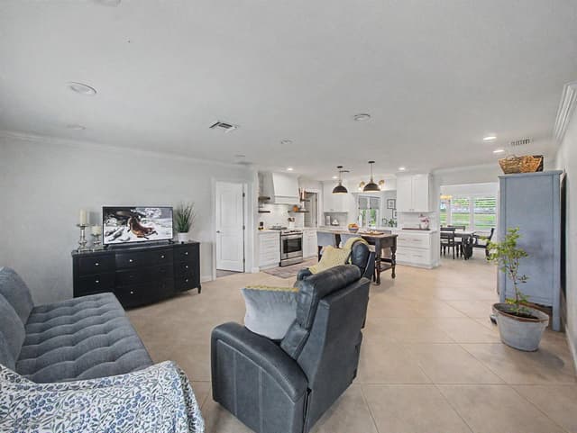 19732 COLORADO Circle, Boca Raton FL 33434 - Boca Raton, FL - Photo 6