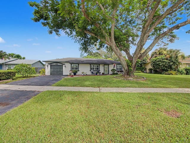 19732 COLORADO Circle, Boca Raton FL 33434 - Boca Raton, FL - Photo 3