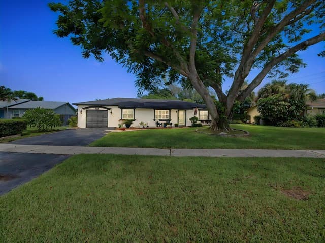 19732 COLORADO Circle, Boca Raton FL 33434 - Boca Raton, FL - Photo 4