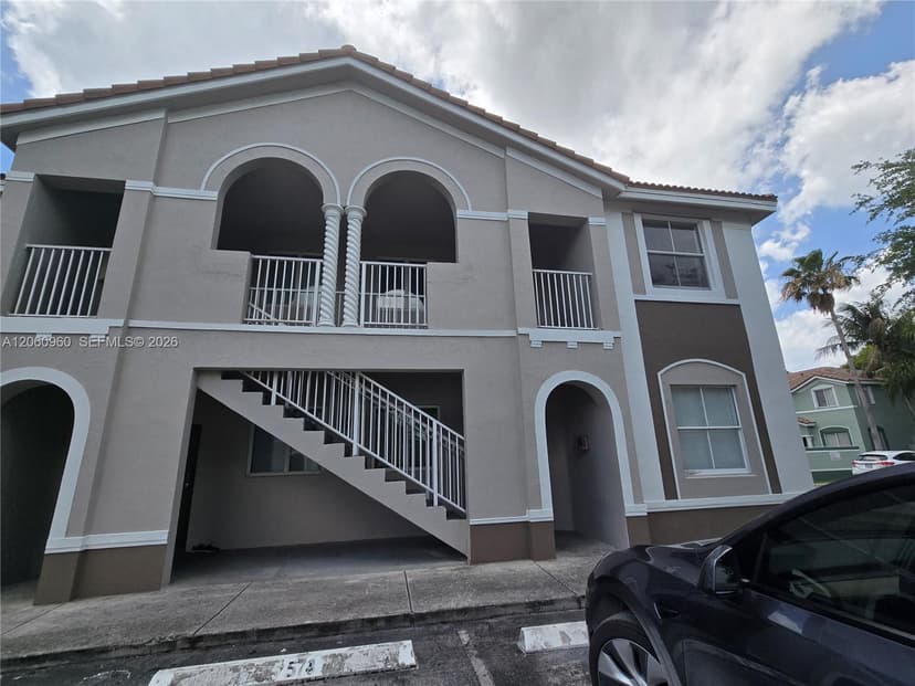 2758 SE 17th Ave # 203, Homestead FL 33035