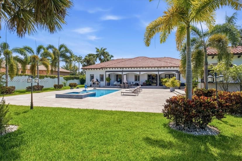 331 SW 124th Ave, Miami FL 33184