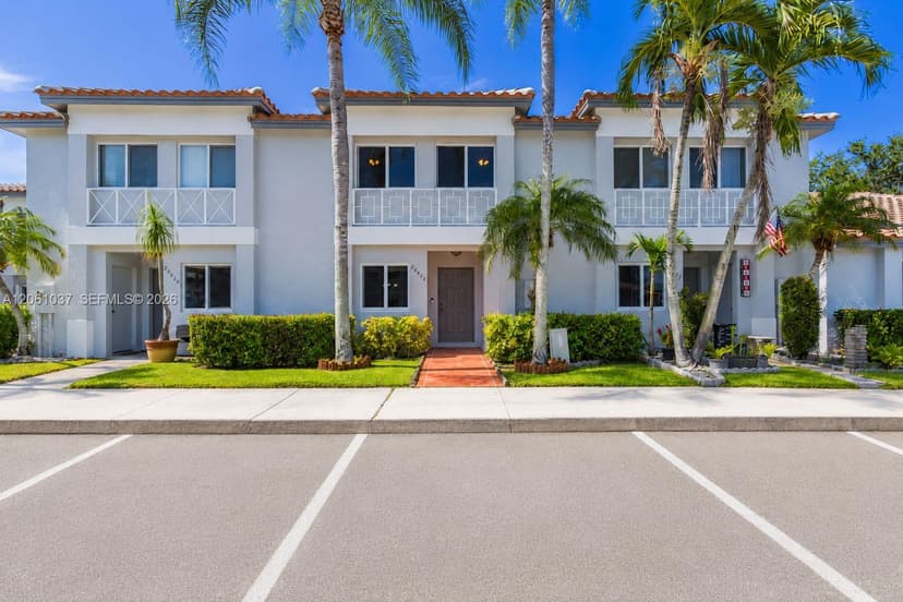 20822 NW 2nd St, Pembroke Pines FL 33029