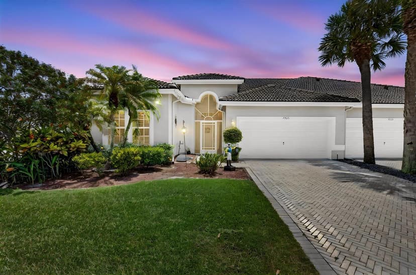 7955 Rockford Road, Boynton Beach FL 33472