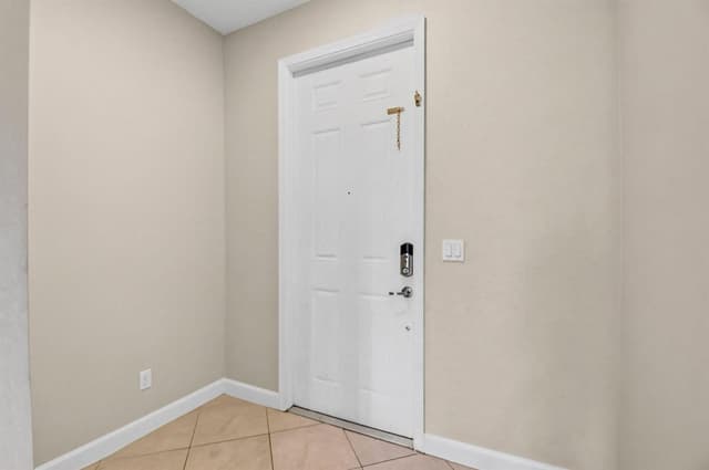 5045 Ellery Terrace, West Palm Beach FL 33417 - West Palm Beach, FL - Photo 4