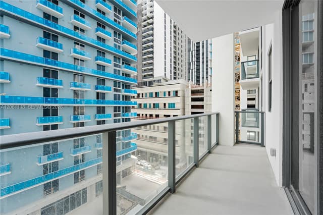 11 NE 6th St # 809, Miami FL 33132 - Miami, FL - Photo 5