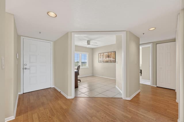 5906 CRYSTAL SHORES Drive # 404, Boynton Beach FL 33437 - Boynton Beach, FL - Photo 5