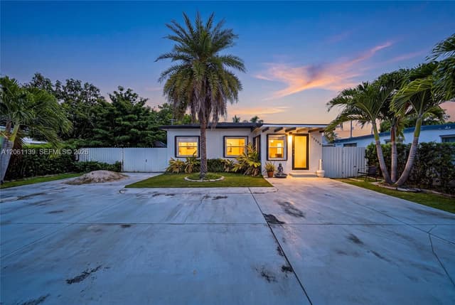 17019 SW 100th Ave, Miami FL 33157 - Miami, FL - Photo 2