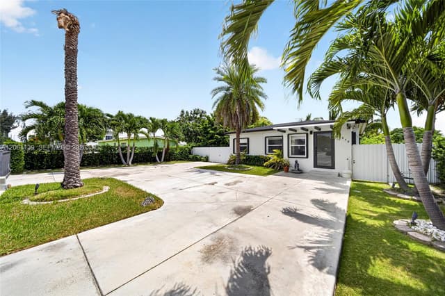 17019 SW 100th Ave, Miami FL 33157 - Miami, FL - Photo 4