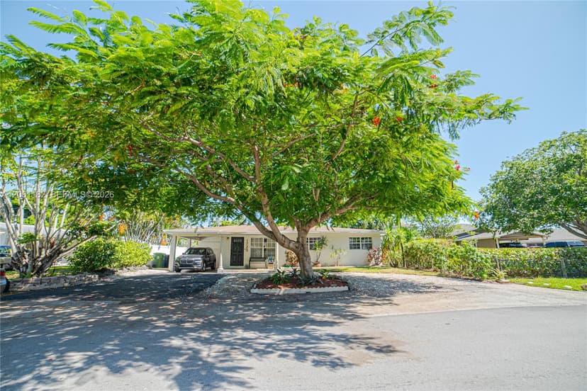 1725 SW 30th St, Fort Lauderdale FL 33315