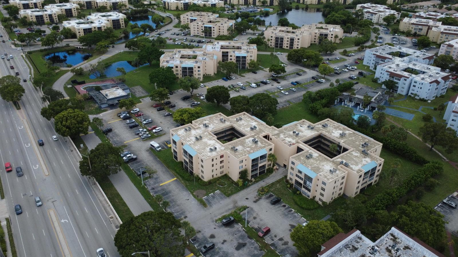 2830 SOMERSET Drive # 104N, Lauderdale Lakes FL 33311 - Lauderdale Lakes, FL - Photo 1