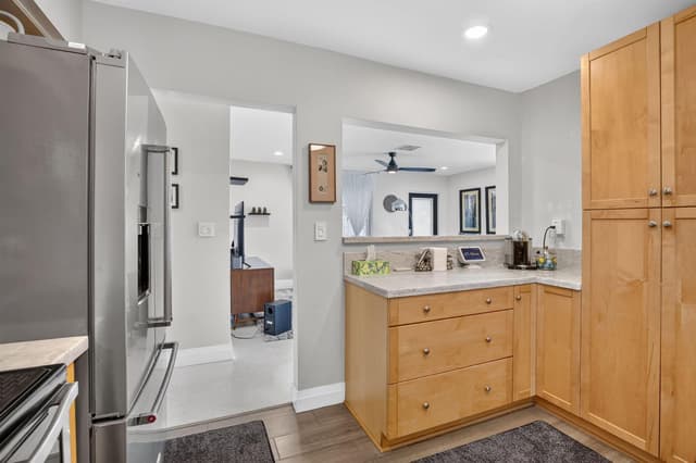 1608 NE 14TH Terrace, Fort Lauderdale FL 33305 - Fort Lauderdale, FL - Photo 5