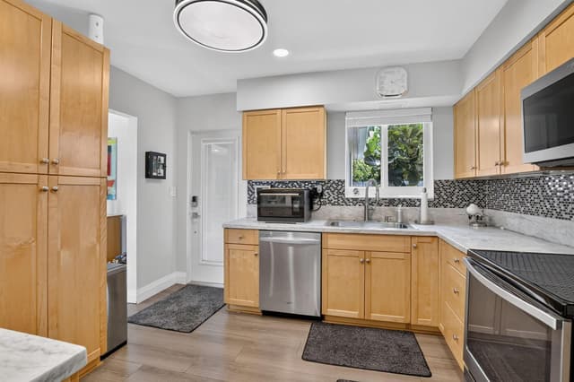 1608 NE 14TH Terrace, Fort Lauderdale FL 33305 - Fort Lauderdale, FL - Photo 4