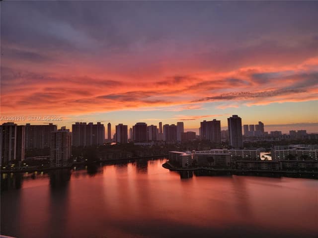 18081 Biscayne Blvd BOAT SLIP & UNIT # 1805, Aventura FL 33160 - Aventura, FL - Photo 5