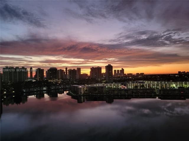 18081 Biscayne Blvd BOAT SLIP & UNIT # 1805, Aventura FL 33160 - Aventura, FL - Photo 4