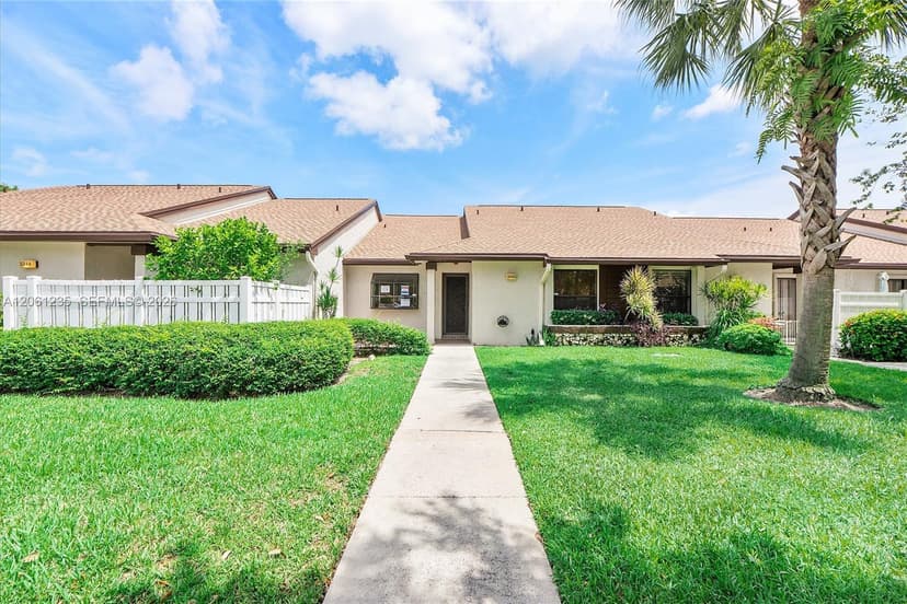 3342 Carambola Cir S, Coconut Creek FL 33066