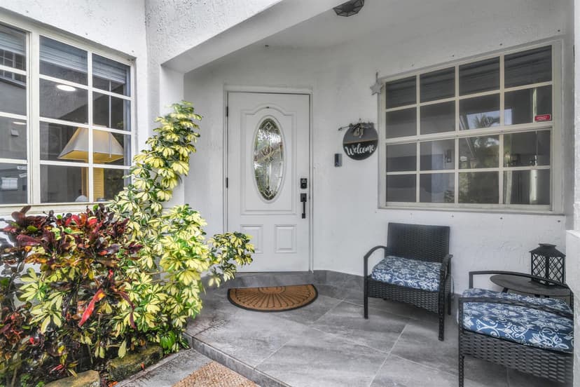 651 SW 176TH Avenue, Pembroke Pines FL 33029