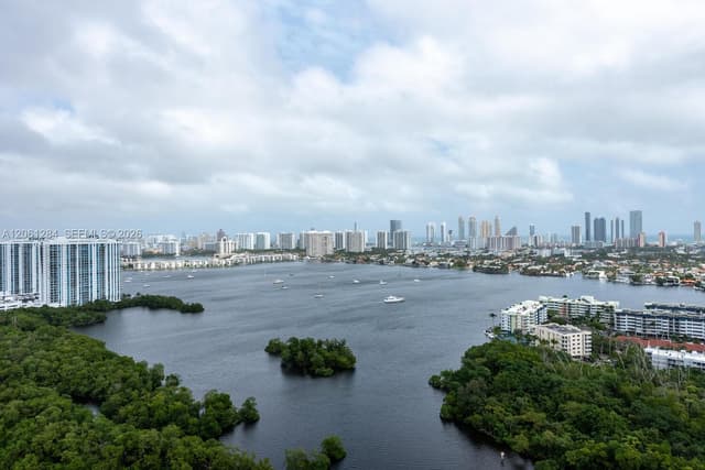 16385 Biscayne Blvd # 2904, North Miami Beach FL 33160 - North Miami Beach, FL - Photo 2
