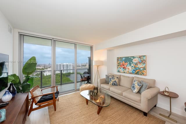 16385 Biscayne Blvd # 2904, North Miami Beach FL 33160 - North Miami Beach, FL - Photo 5